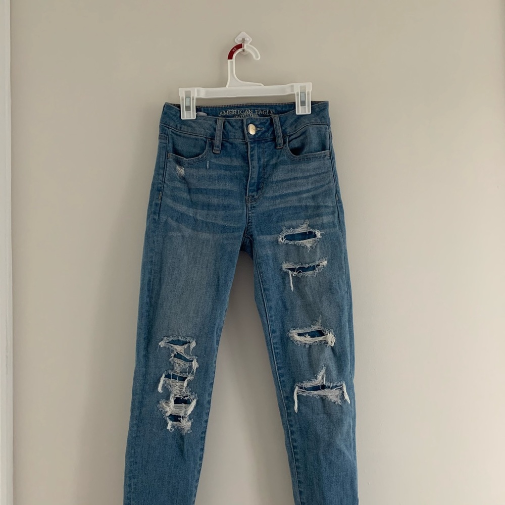 American eagle ripped jeans